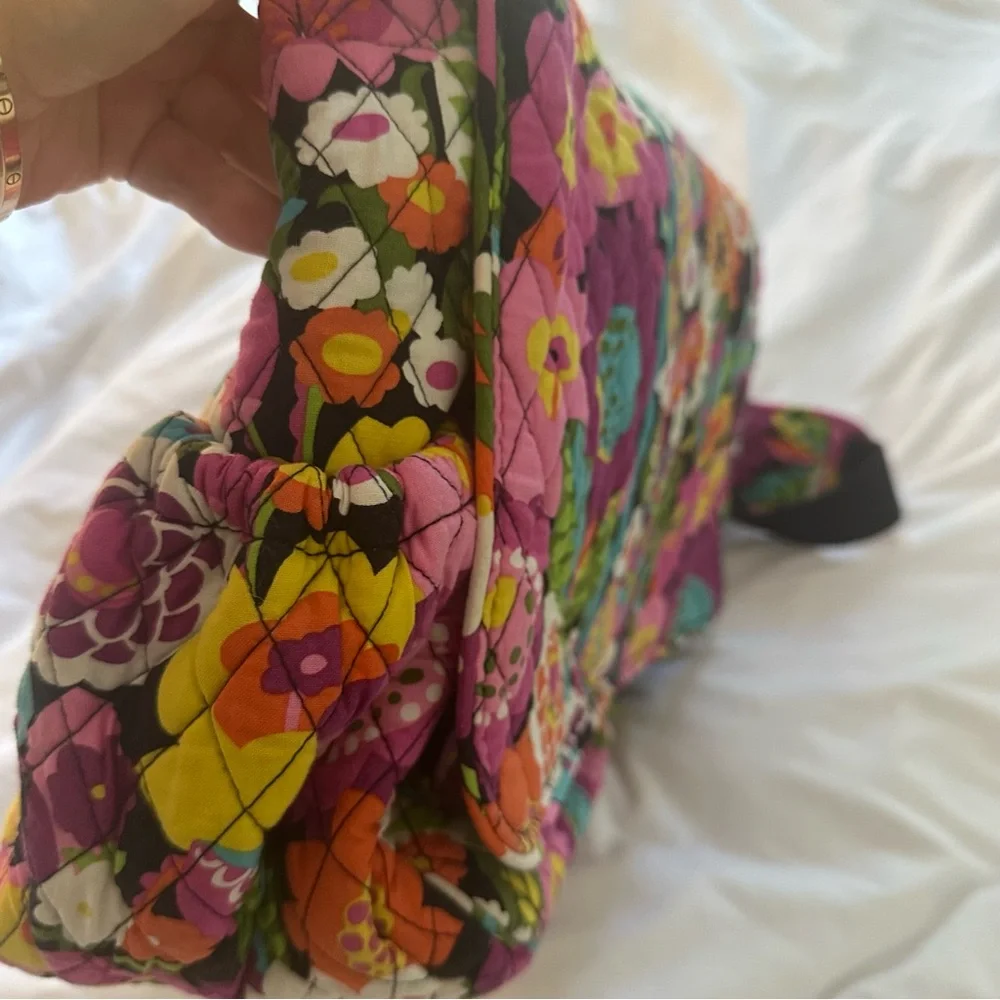 Vera Bradley Va Va Bloom Diaper Baby Messenger Bag, New Condition!